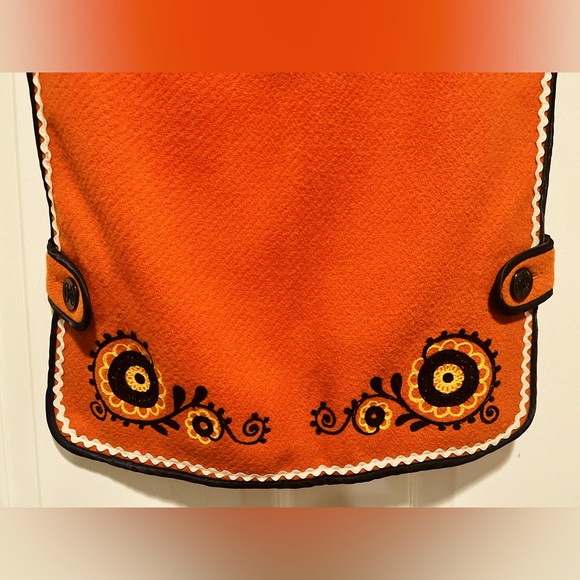 VINTAGE RUSSIAN STYLE KIDS VEST FLORAL ORANGE WOOL EMBROIDERED - Picture 3 of 10